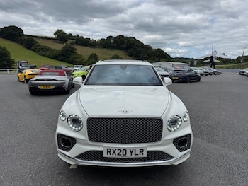 Used Bentley Bentayga 2020 for sale - 75456698: Photo