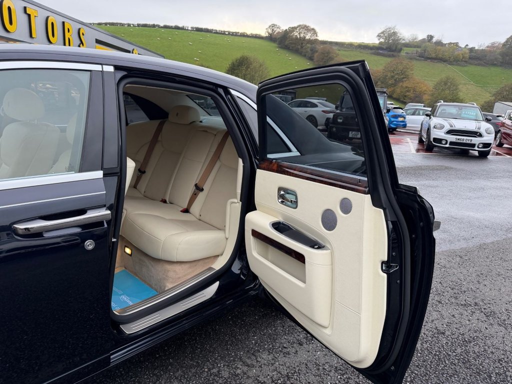 Used Rolls-Royce Ghost 2016 for sale - 76470603: Photo 20