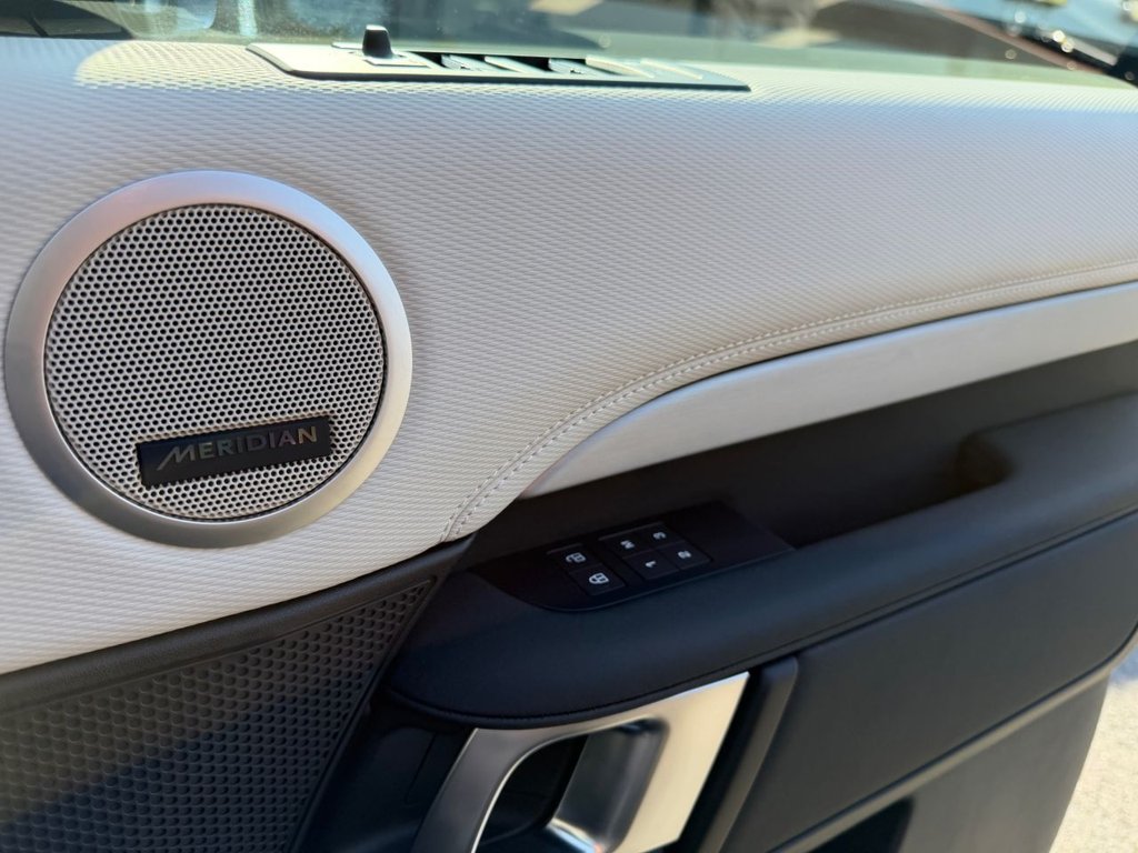 Used Land Rover Discovery 2026 for sale - 77976745: Photo 36