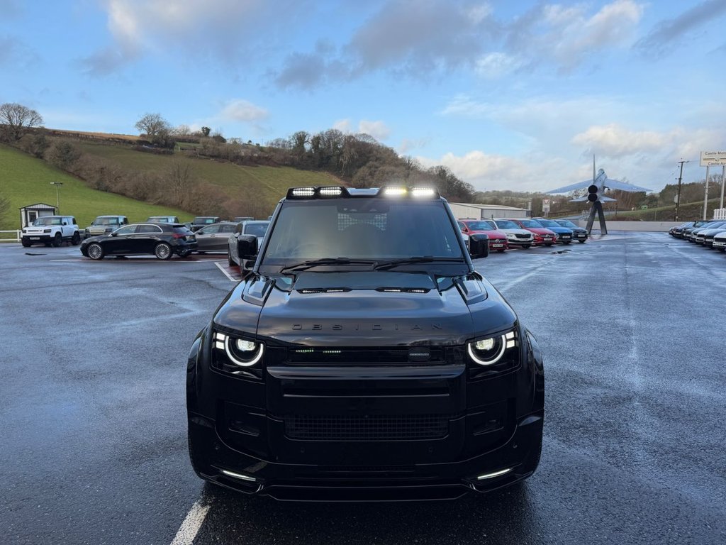 Used Land Rover Defender 90 2026 for sale - 77820541: Photo 2