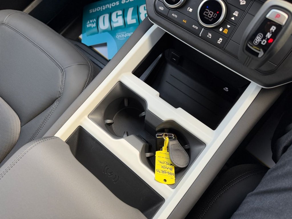 Used Land Rover Defender 90 2026 for sale - 77820541: Photo 37