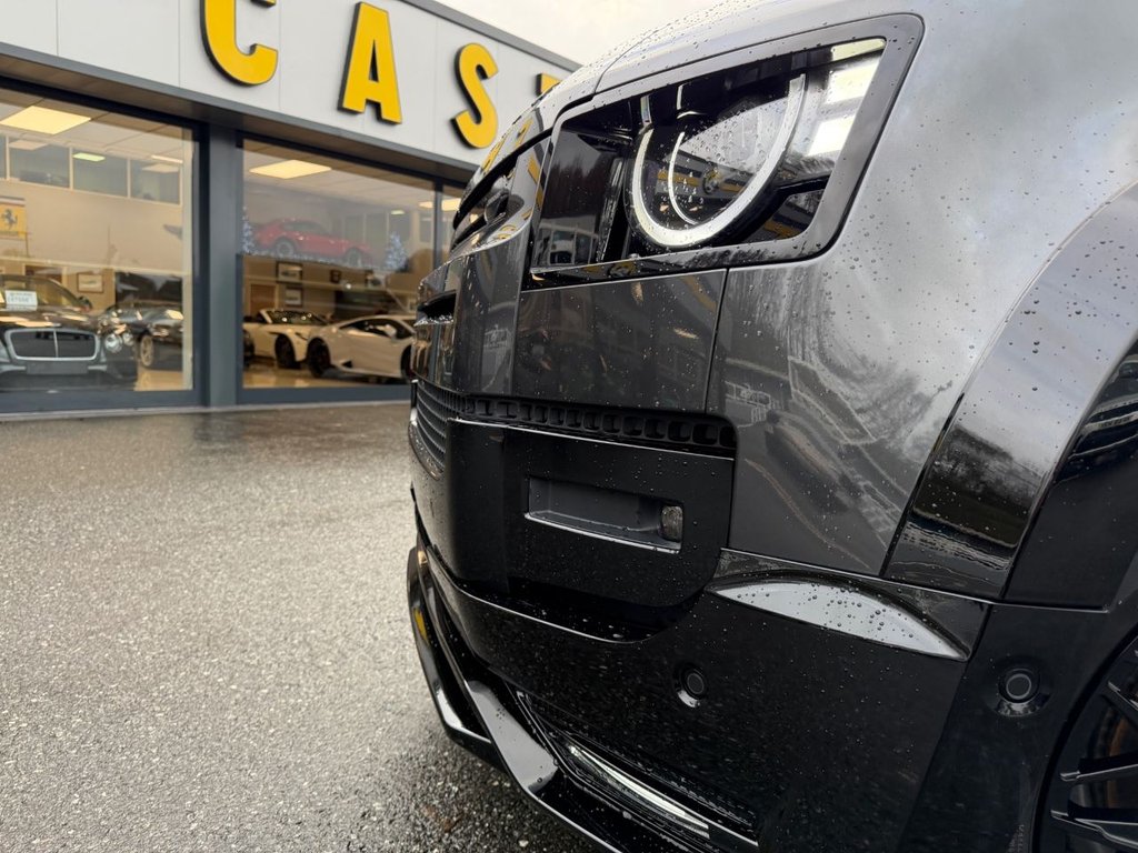 Used Land Rover Defender 2025 for sale - 76883242: Photo 25