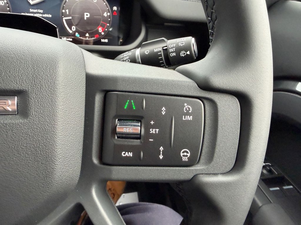 Used Land Rover Defender 2025 for sale - 76883242: Photo 32