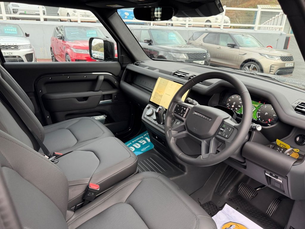 Used Land Rover Defender 2025 for sale - 76883242: Photo 8