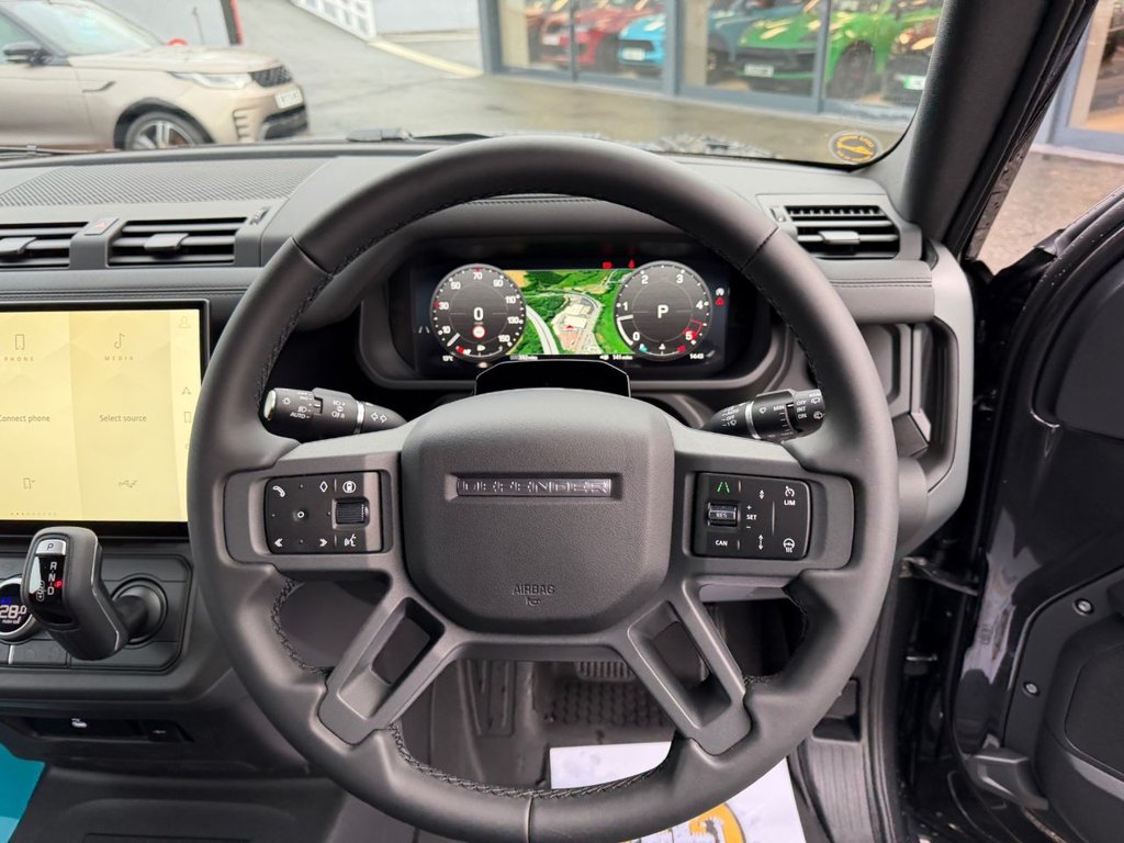 Used Land Rover Defender 2025 for sale - 76883242: Photo 9