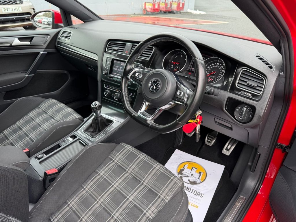 Used Volkswagen Golf 2015 for sale - 77631773: Photo 10