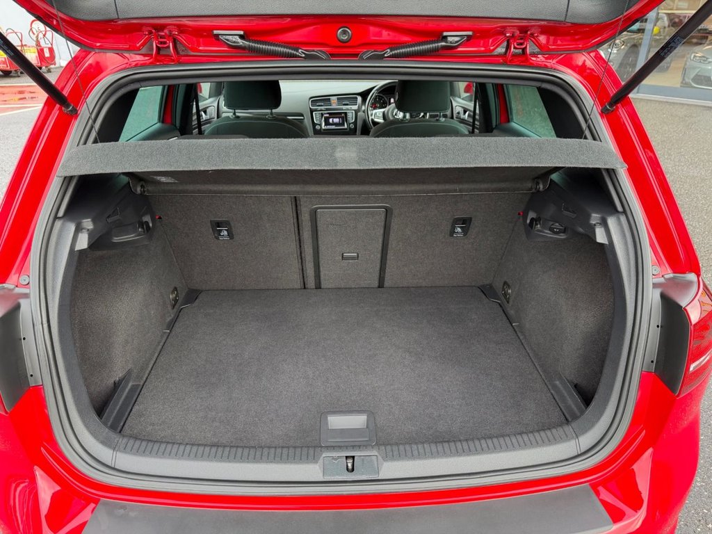 Used Volkswagen Golf 2015 for sale - 77631773: Photo 22