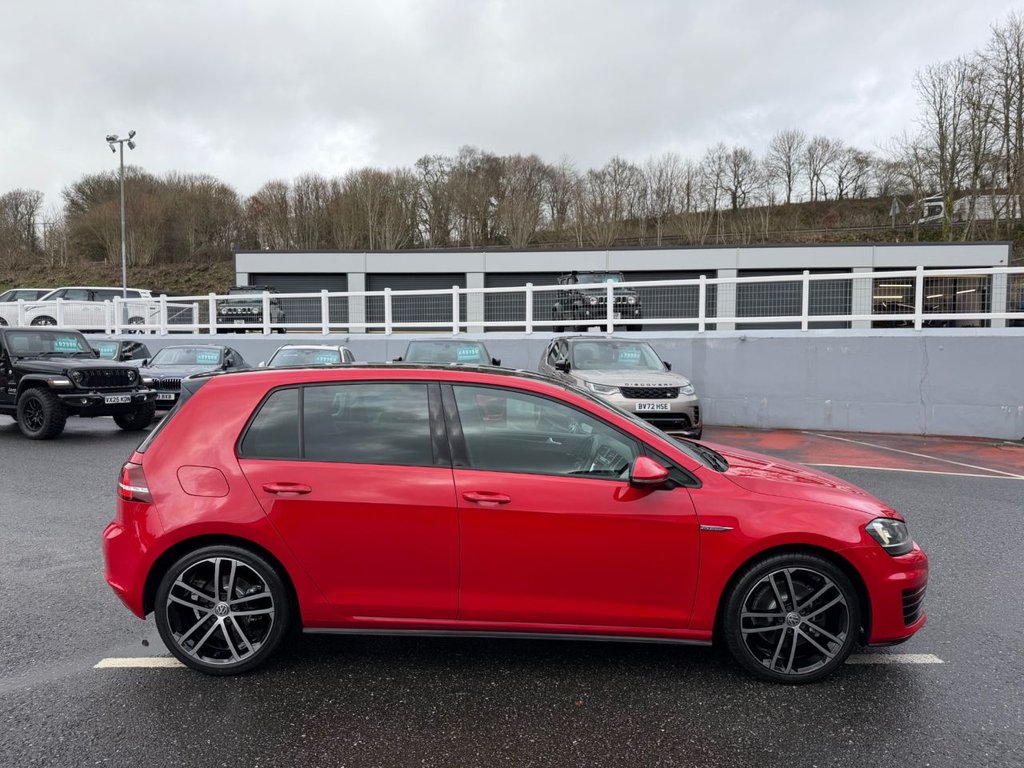 Used Volkswagen Golf 2015 for sale - 77631773: Photo 8