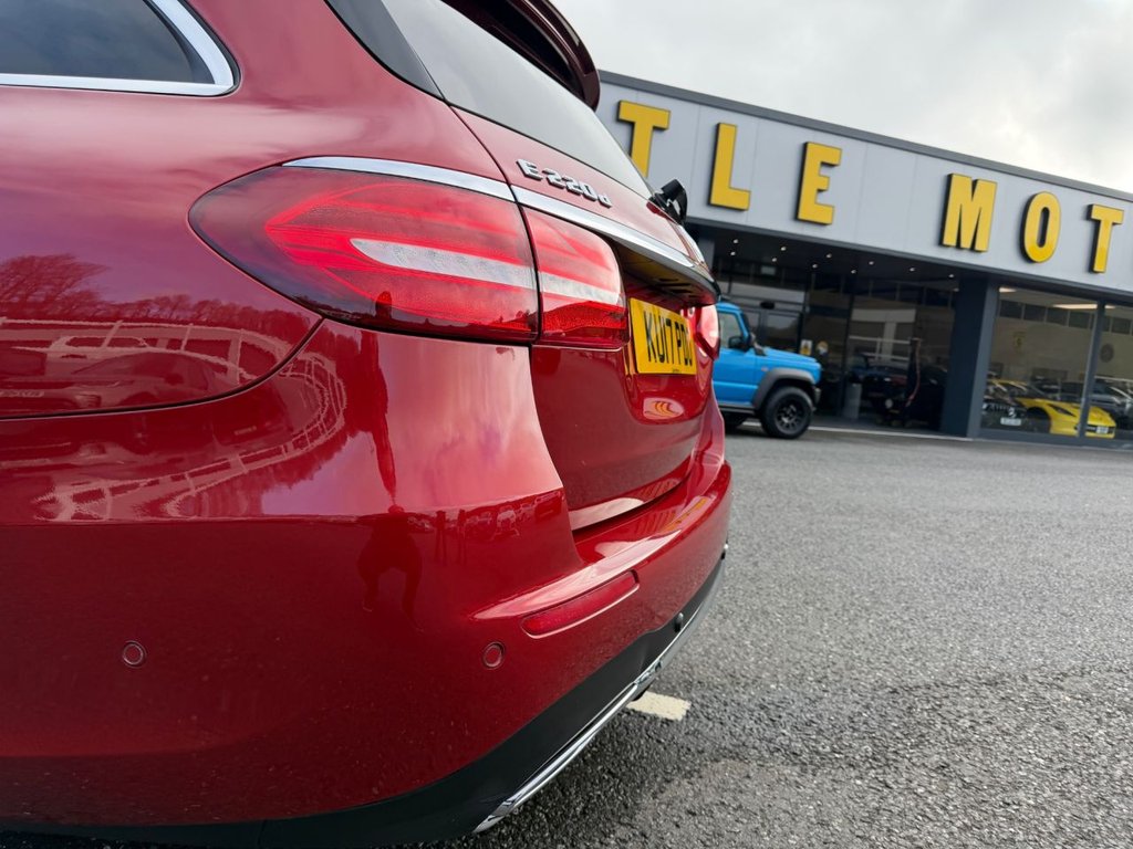 Used Mercedes-Benz E Class 2017 for sale - 77642368: Photo 31