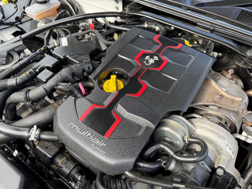 Used Abarth 124 Spider 2018 for sale - 77879325: Photo 27