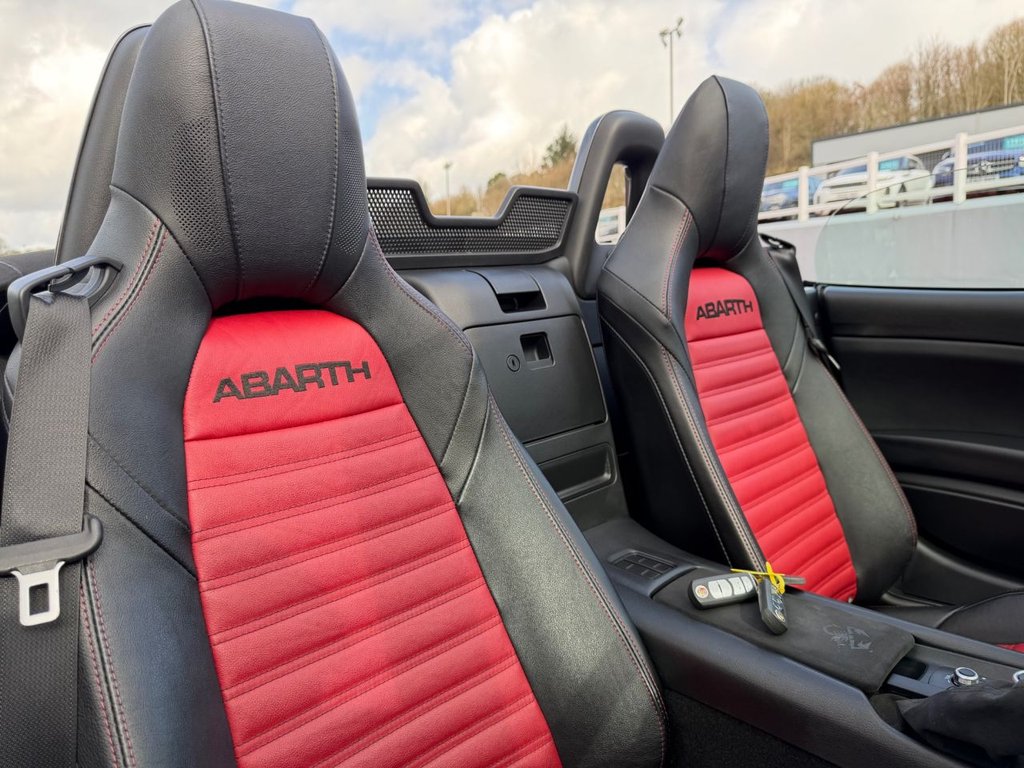 Used Abarth 124 Spider 2018 for sale - 77879325: Photo 39