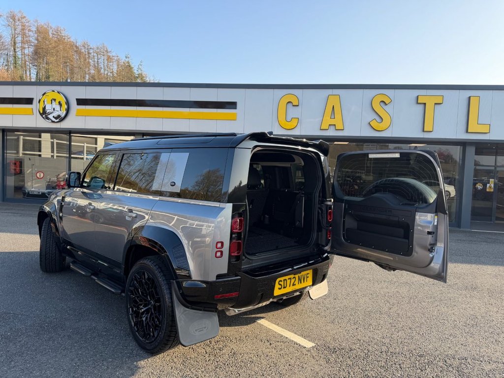 Used Land Rover Defender 2022 for sale - 77734284: Photo 15