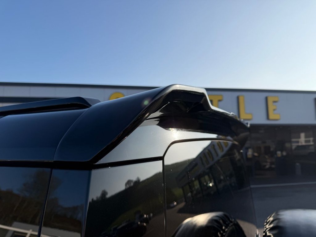 Used Land Rover Defender 2022 for sale - 77734284: Photo 32