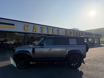 Used Land Rover Defender 2022 for sale - 77734284: Photo