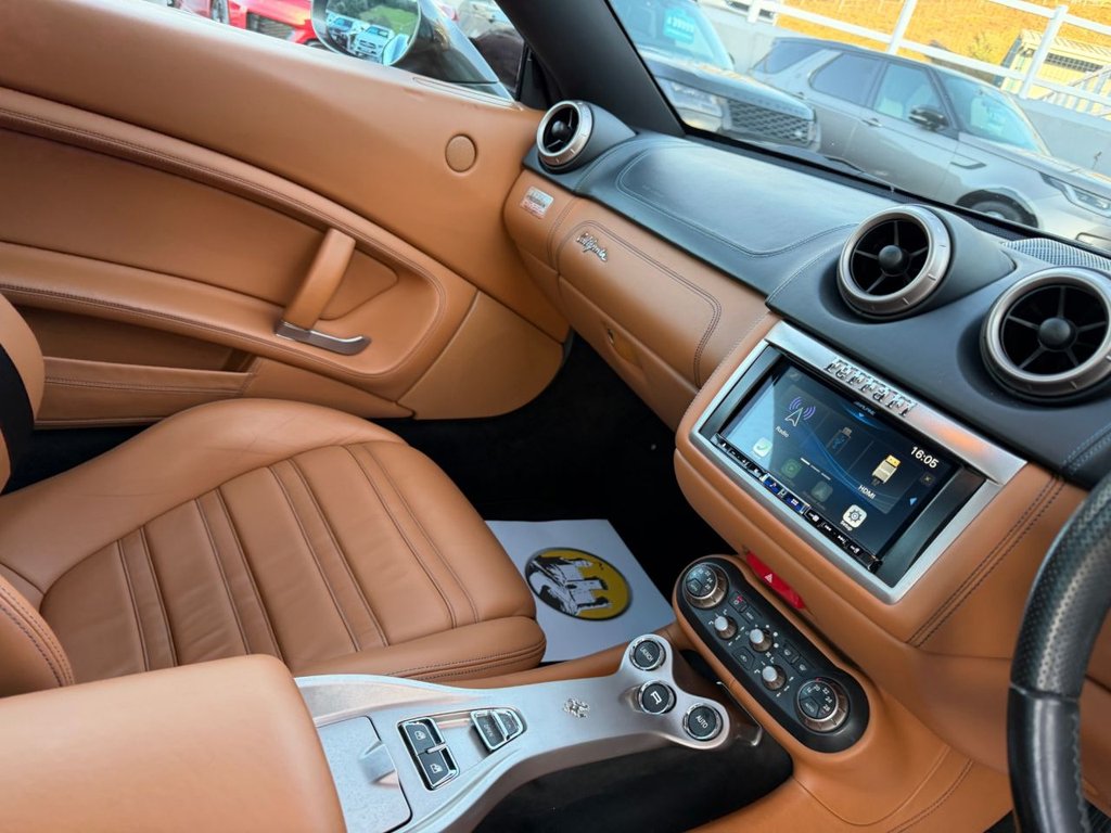 Used Ferrari California 2009 for sale - 77666633: Photo 11