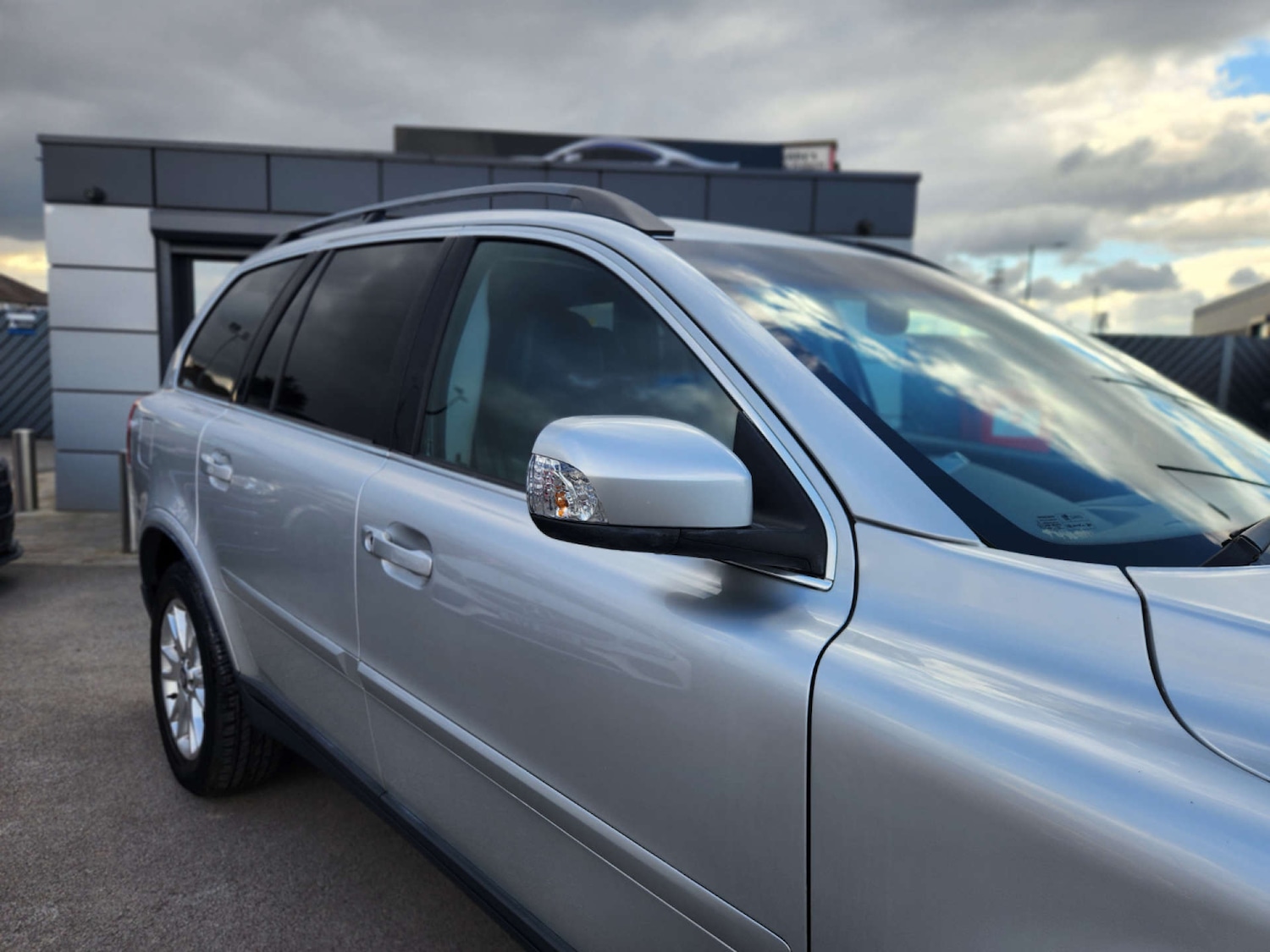 Used Volvo XC90 2007 for sale - 76749778: Photo 2