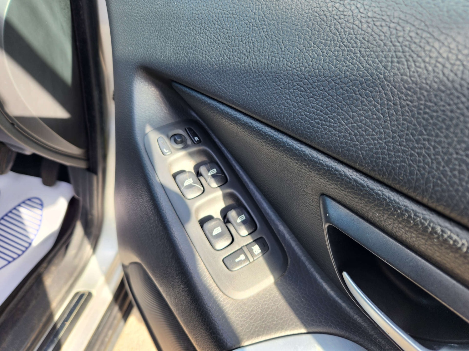 Used Volvo XC90 2007 for sale - 76749778: Photo 25