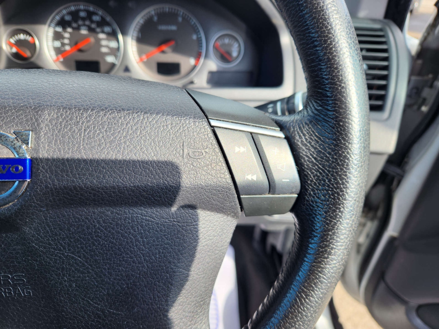 Used Volvo XC90 2007 for sale - 76749778: Photo 34