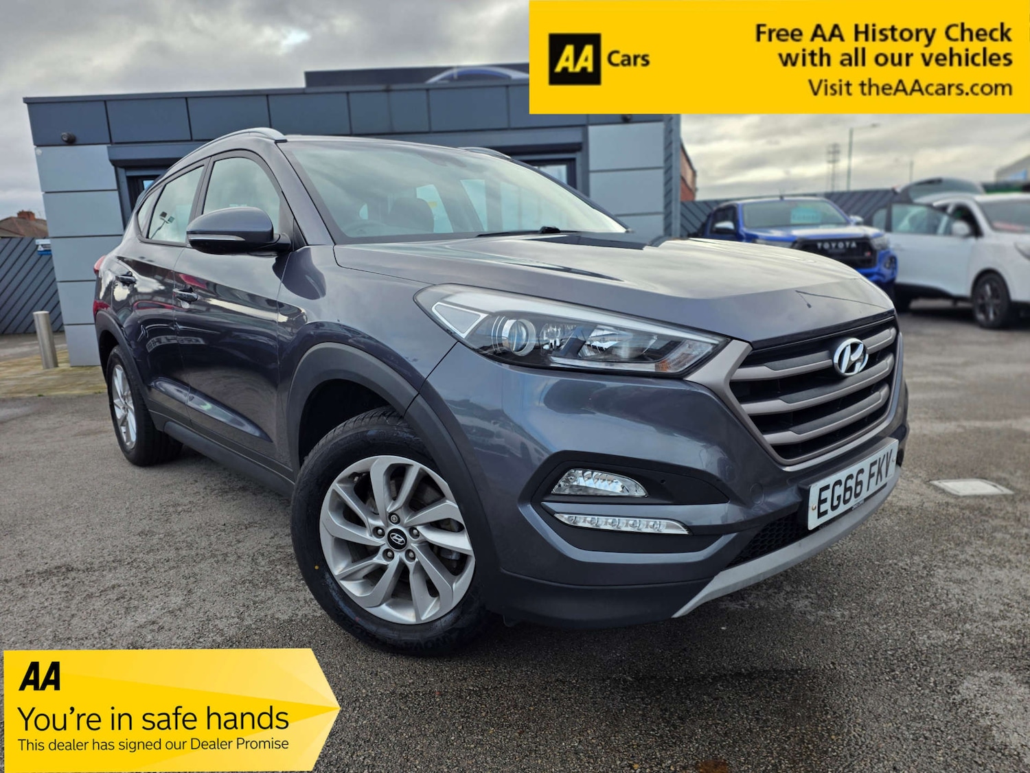 Used Hyundai TUCSON 2017 for sale - 76690648: Photo 1