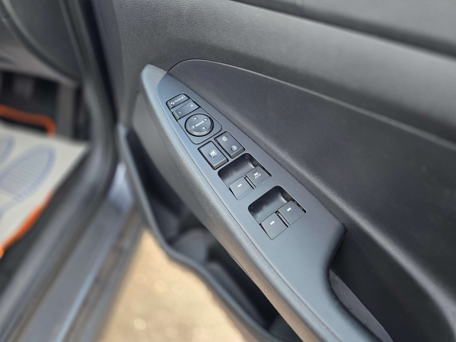 Used Hyundai TUCSON 2017 for sale - 76690648: Photo 21