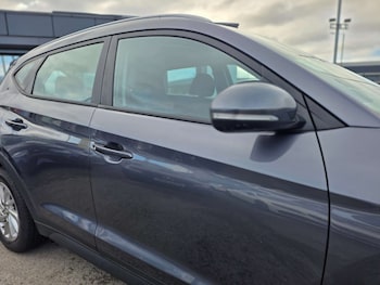 Used Hyundai TUCSON 2017 for sale - 76690648: Photo