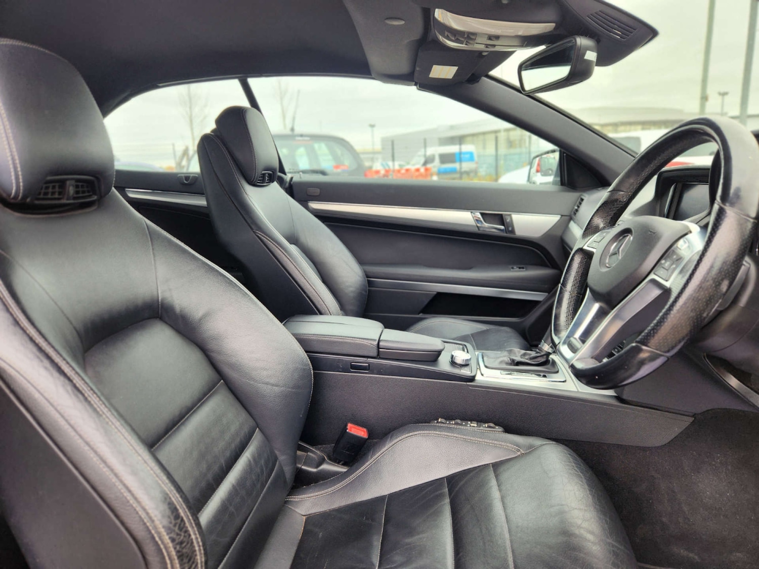 Used Mercedes-Benz E Class 2012 for sale - 76690634: Photo 32