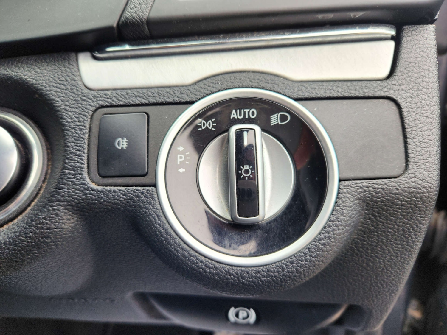 Used Mercedes-Benz E Class 2012 for sale - 76690634: Photo 41