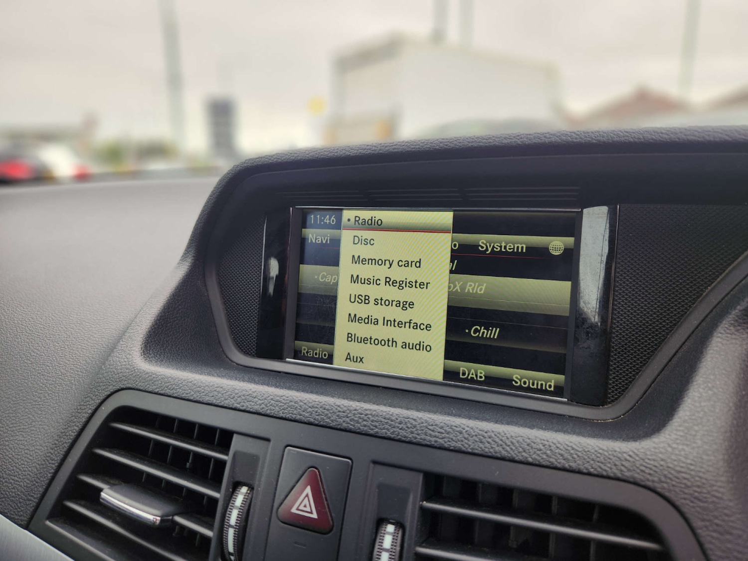 Used Mercedes-Benz E Class 2012 for sale - 76690634: Photo 46