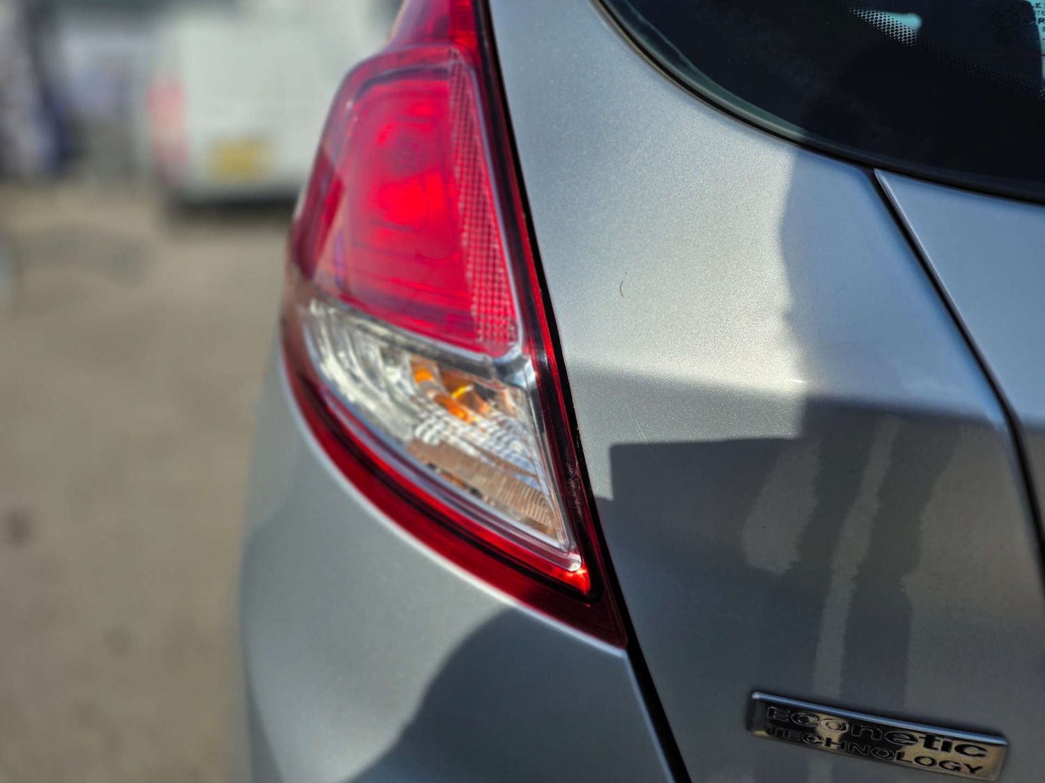 Used Ford Fiesta 2013 for sale - 76690646: Photo 14