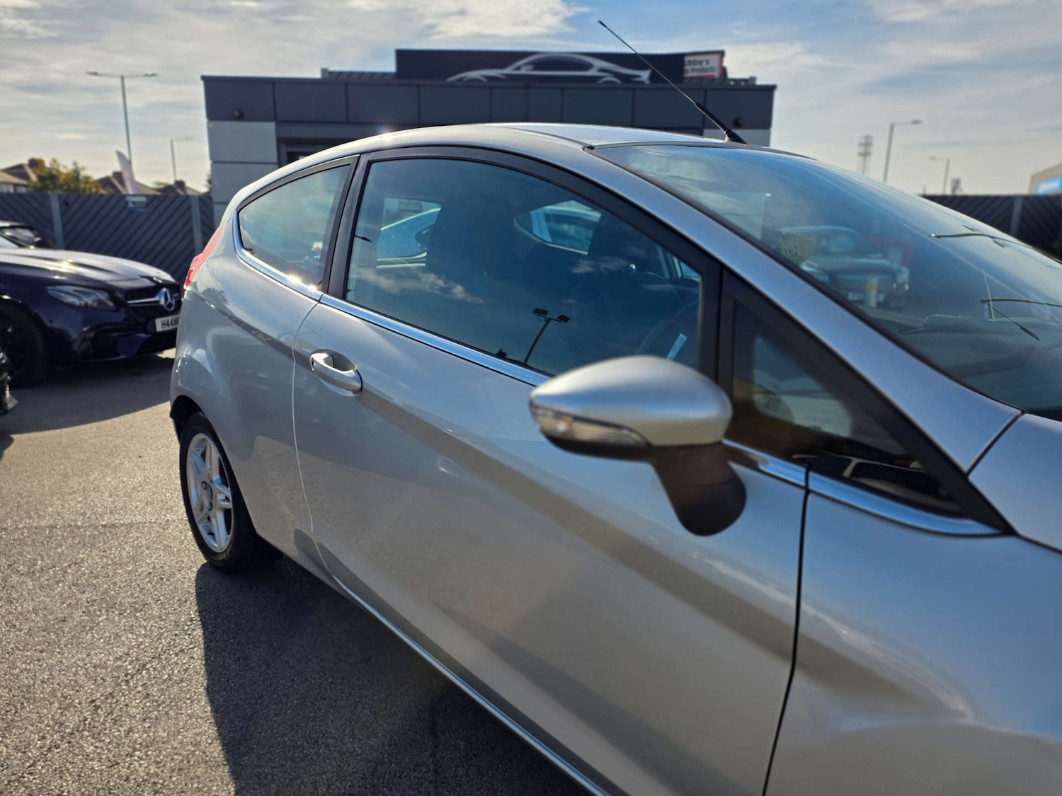 Used Ford Fiesta 2013 for sale - 76690646: Photo 2