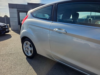 Used Ford Fiesta 2013 for sale - 76690646: Photo