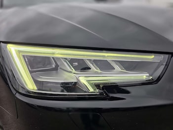 Used Audi A4 2017 for sale - 76690635: Photo