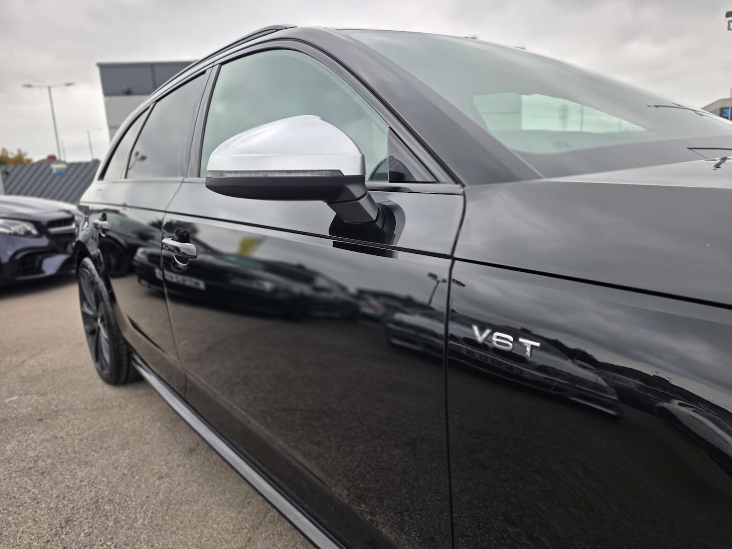 Used Audi A4 2017 for sale - 76690635: Photo 3