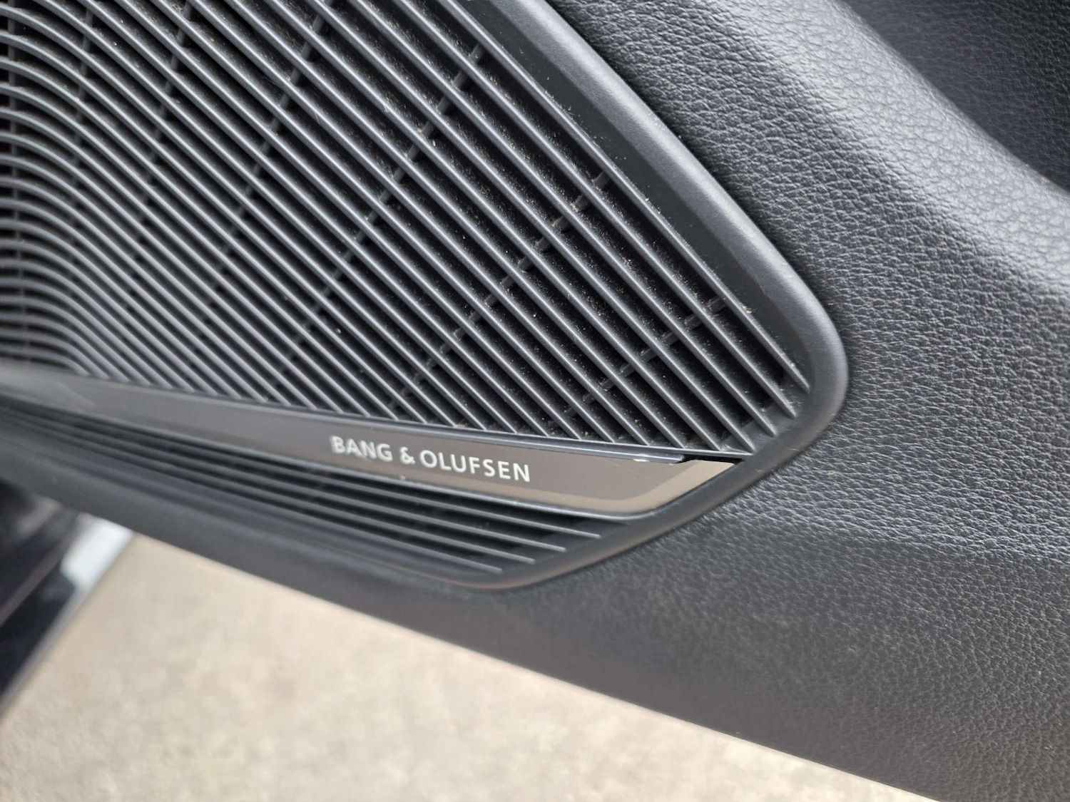 Used Audi A4 2017 for sale - 76690635: Photo 30