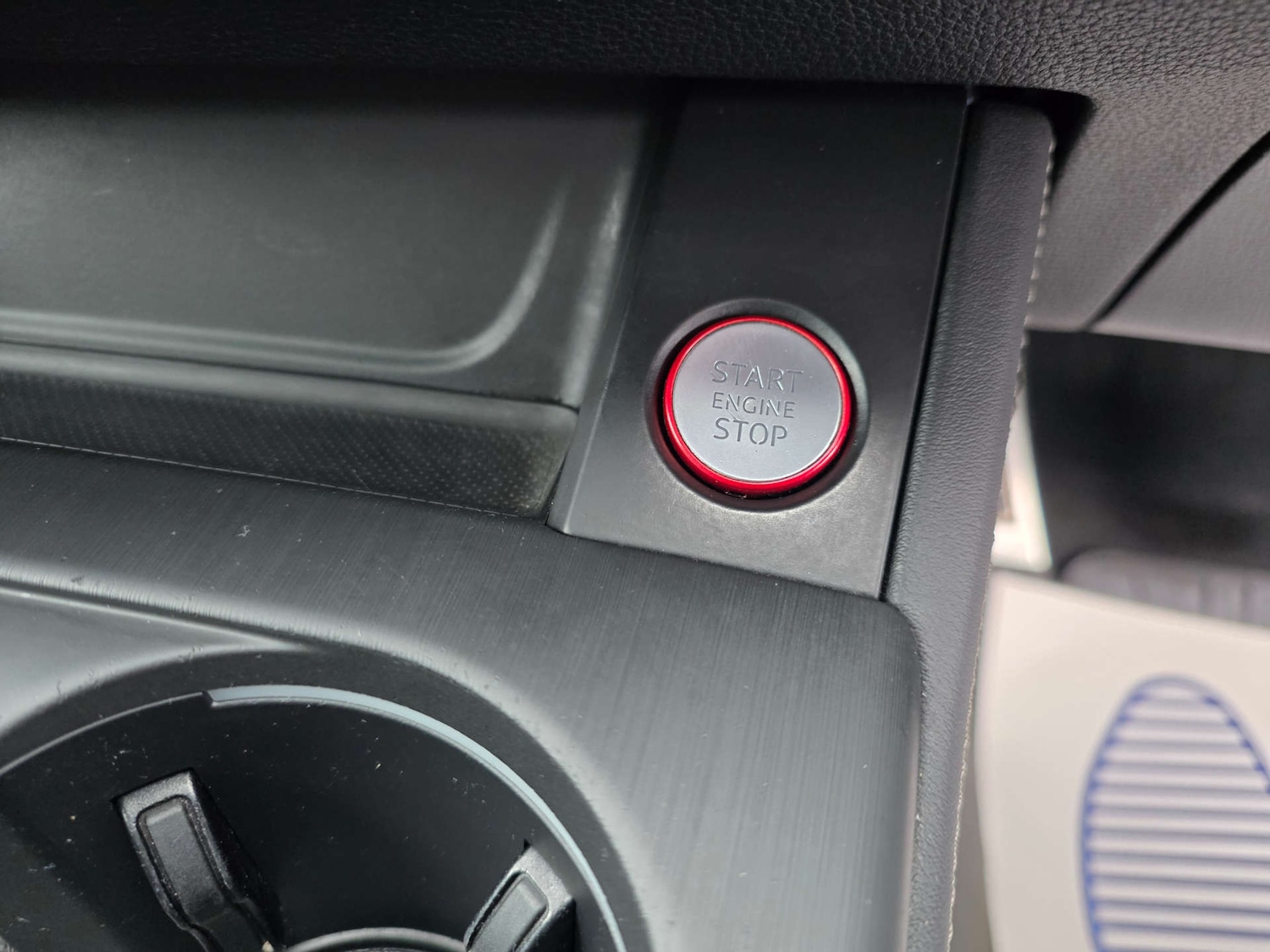 Used Audi A4 2017 for sale - 76690635: Photo 37