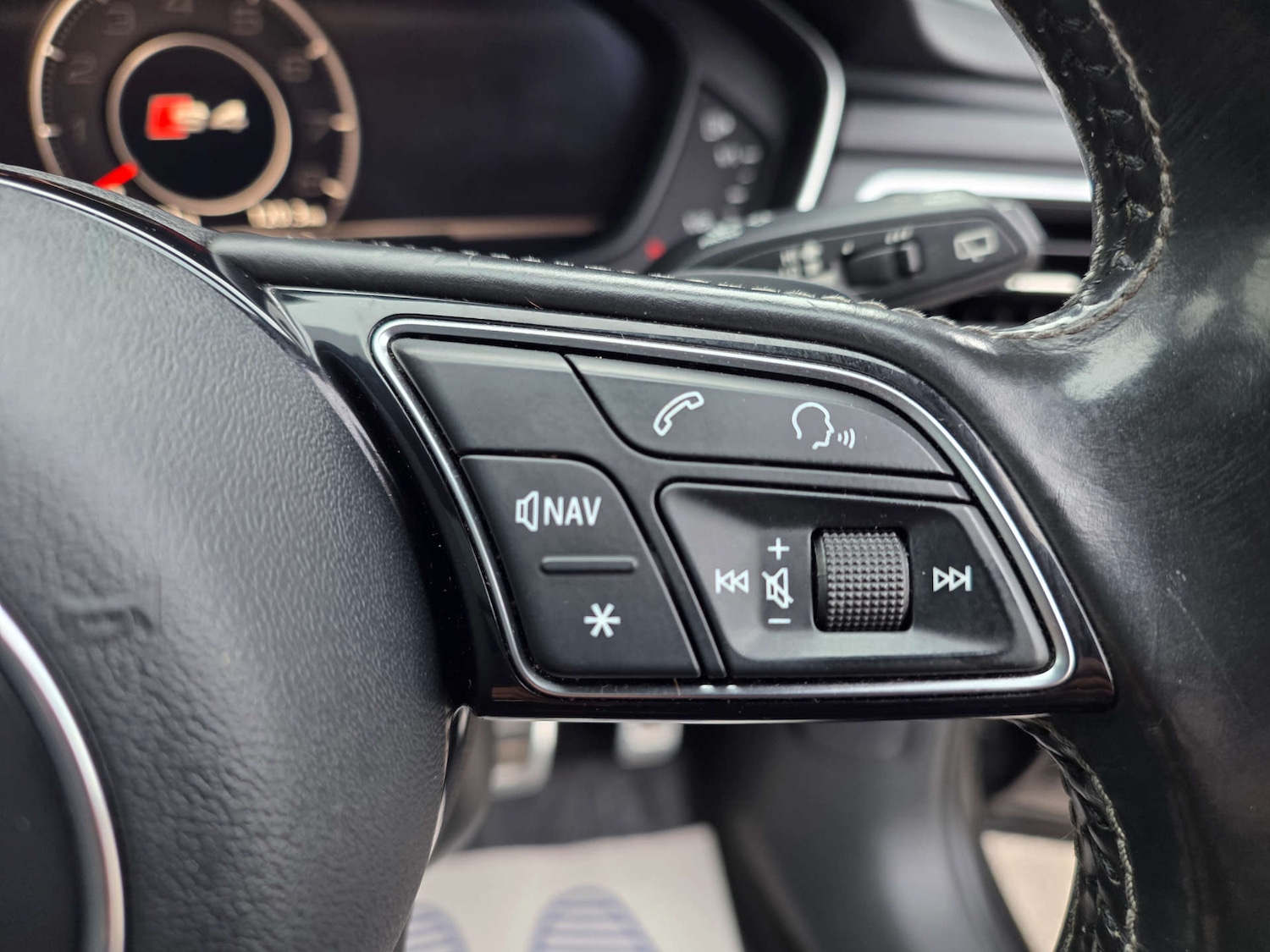 Used Audi A4 2017 for sale - 76690635: Photo 43