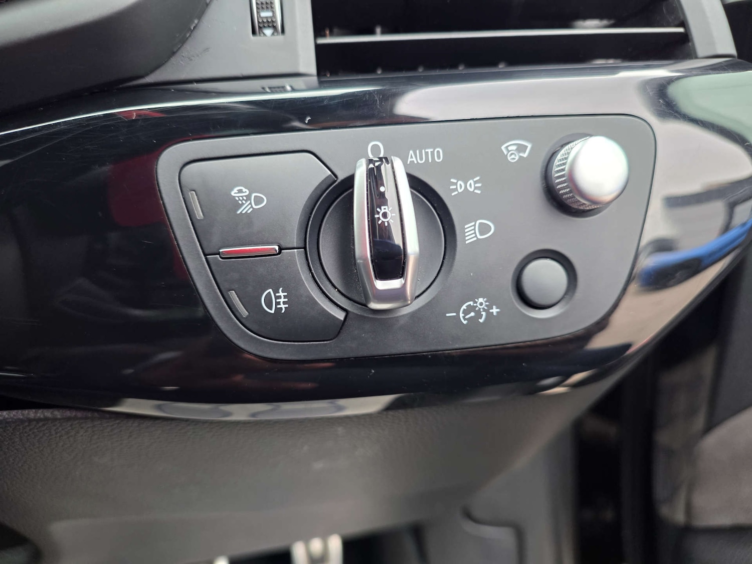 Used Audi A4 2017 for sale - 76690635: Photo 44