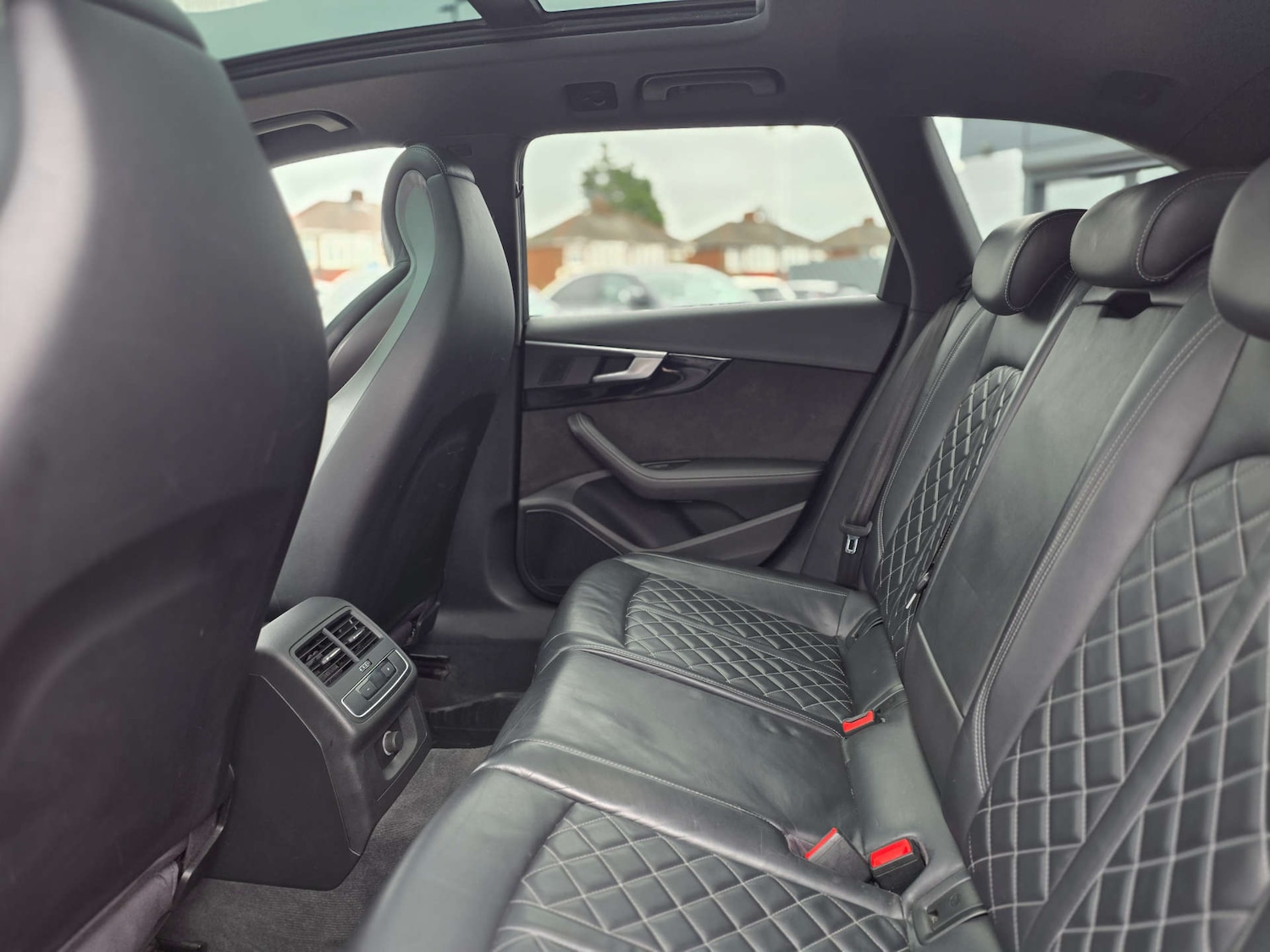 Used Audi A4 2017 for sale - 76690635: Photo 72