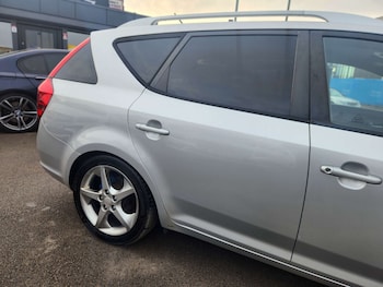 Used Kia Ceed 2009 for sale - 77318472: Photo