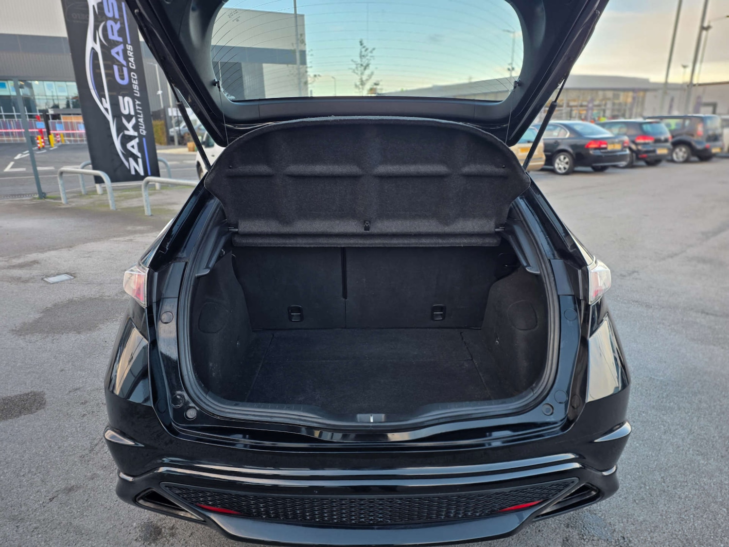 Used Honda Civic 2011 for sale - 76690651: Photo 15