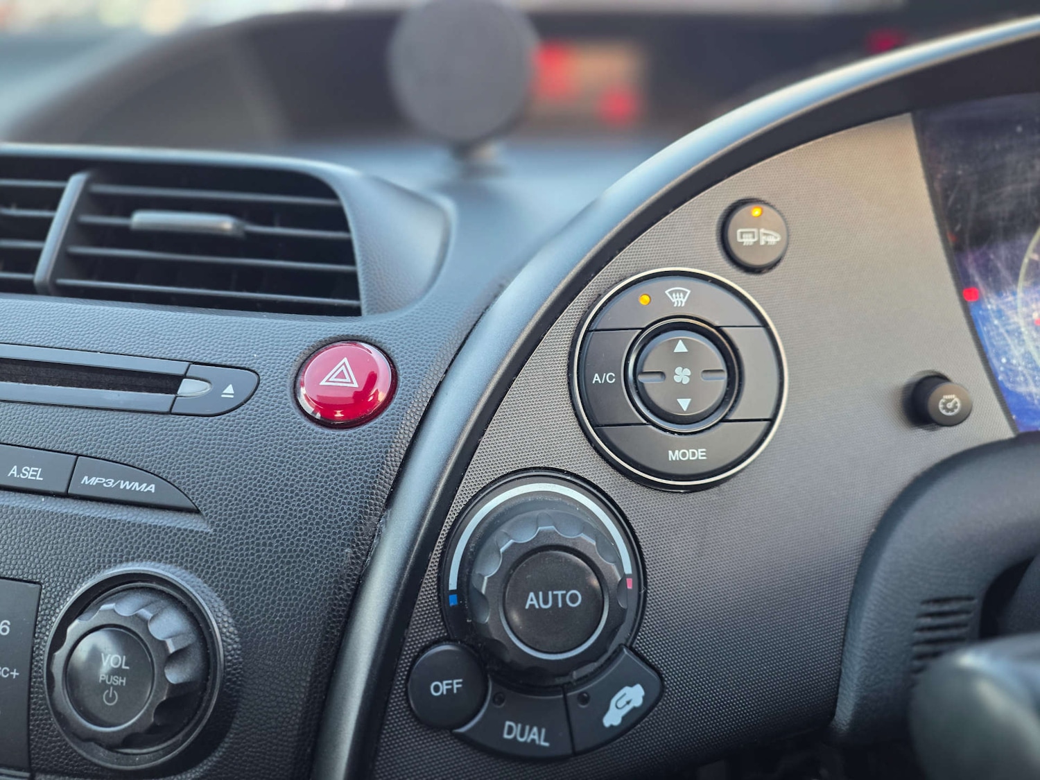 Used Honda Civic 2011 for sale - 76690651: Photo 37