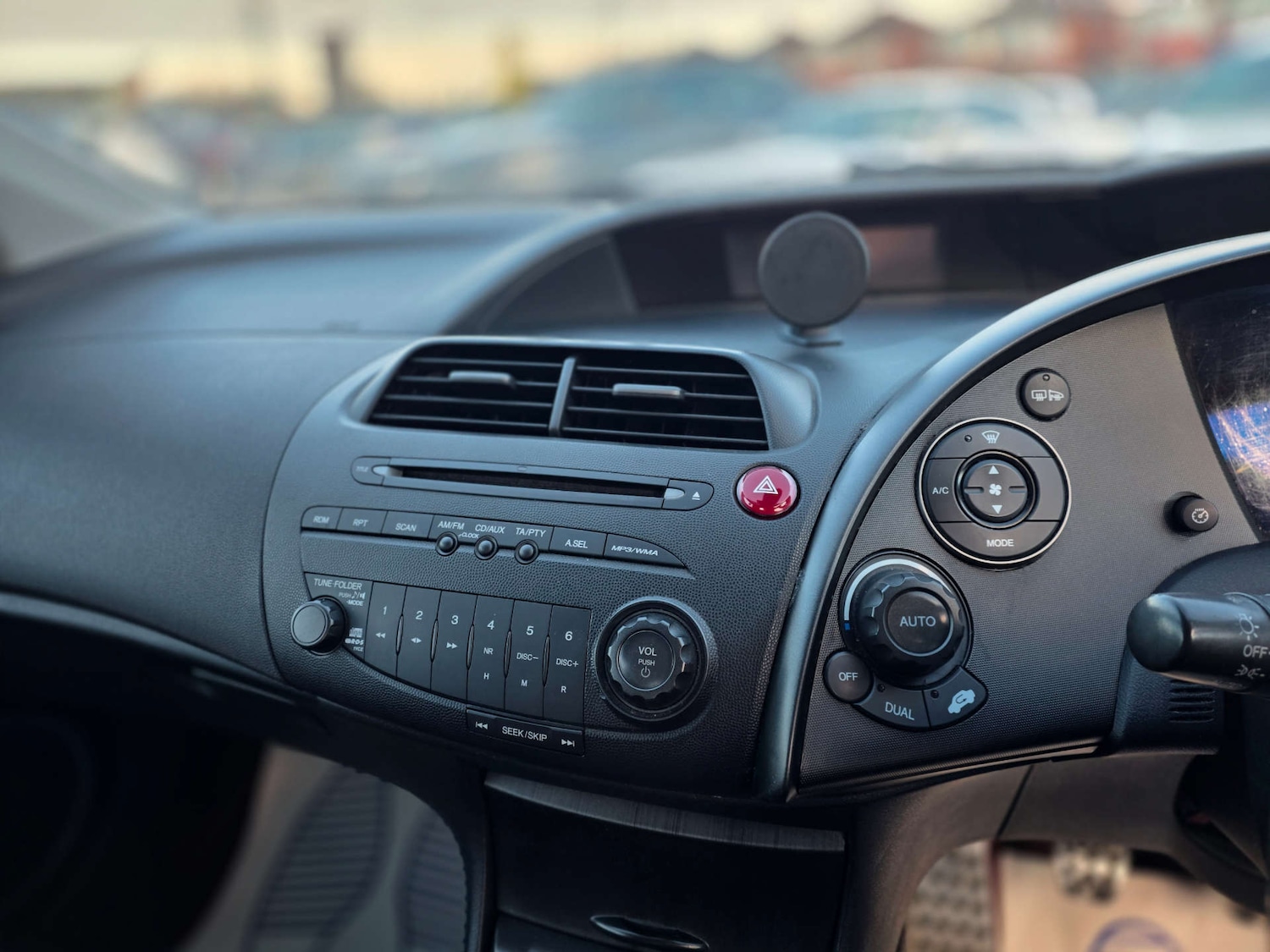 Used Honda Civic 2011 for sale - 76690651: Photo 38