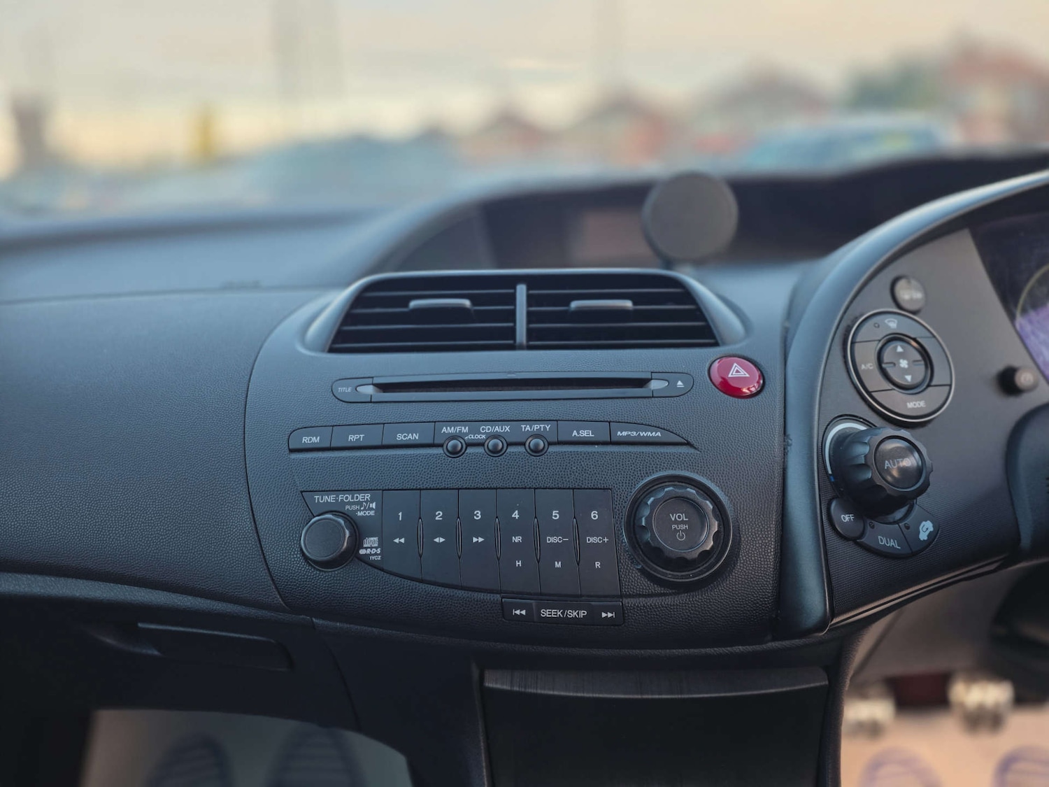 Used Honda Civic 2011 for sale - 76690651: Photo 41