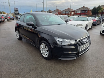 Used Audi A1 2011 for sale - 76690655: Photo