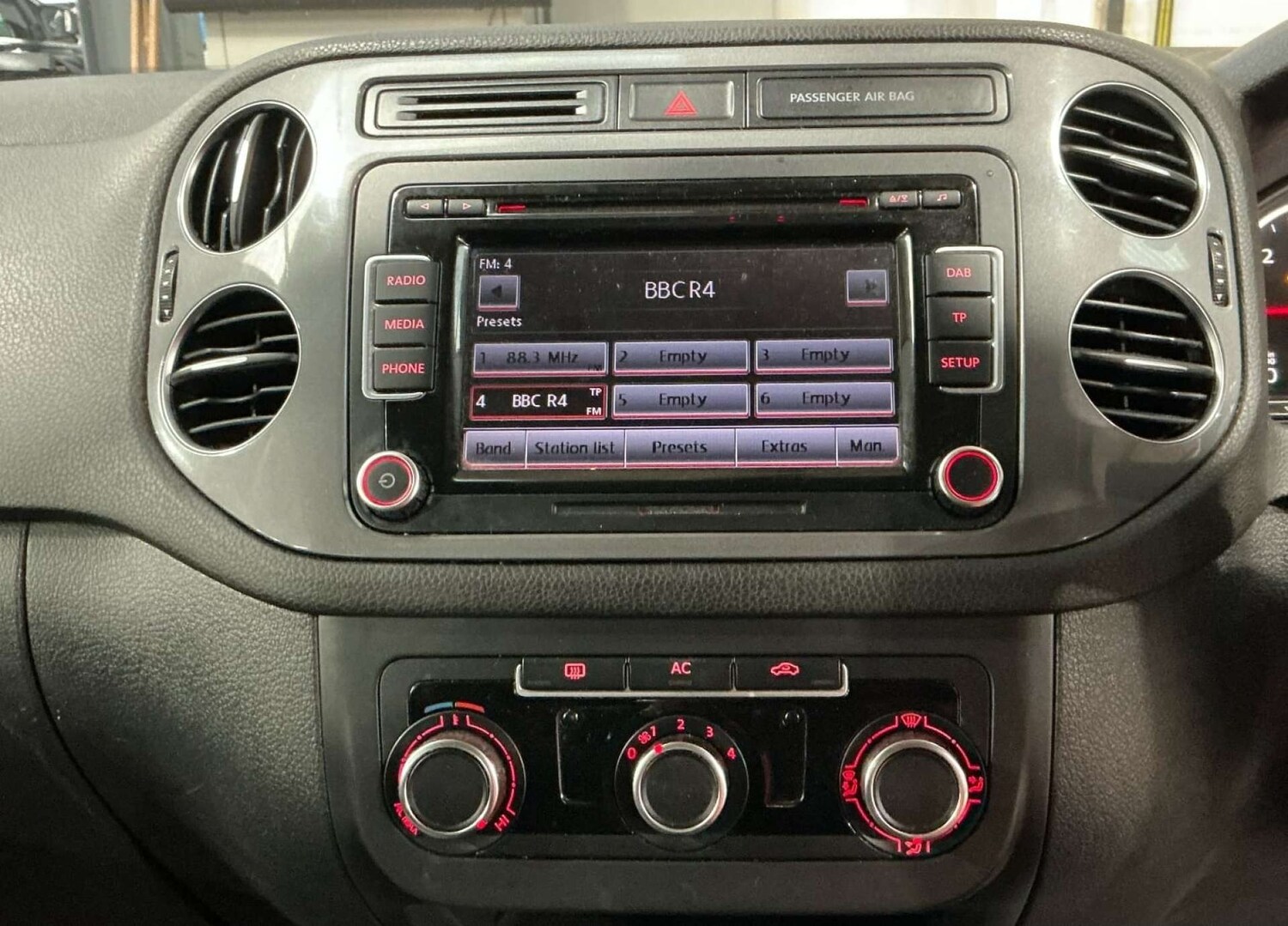 Used Volkswagen Tiguan 2012 for sale - 77484936: Photo 13