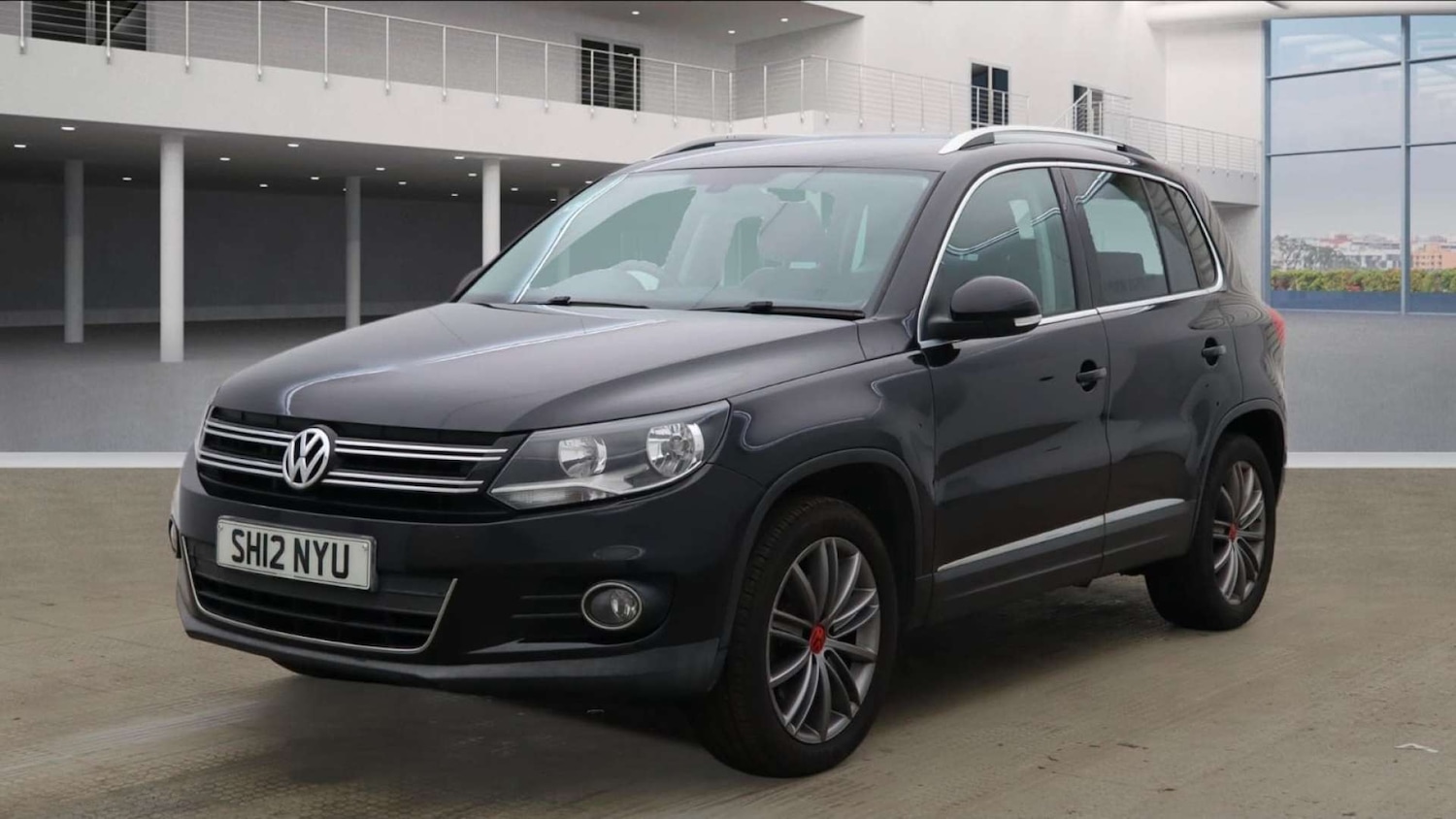 Used Volkswagen Tiguan 2012 for sale - 77484936: Photo 3