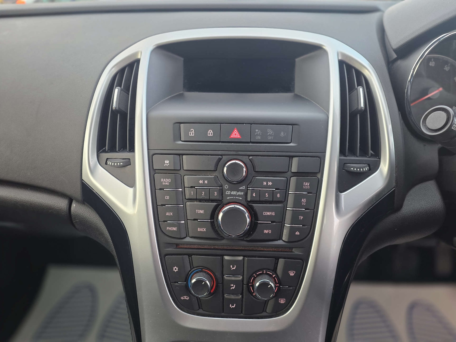 Used Vauxhall Astra 2015 for sale - 77187755: Photo 19