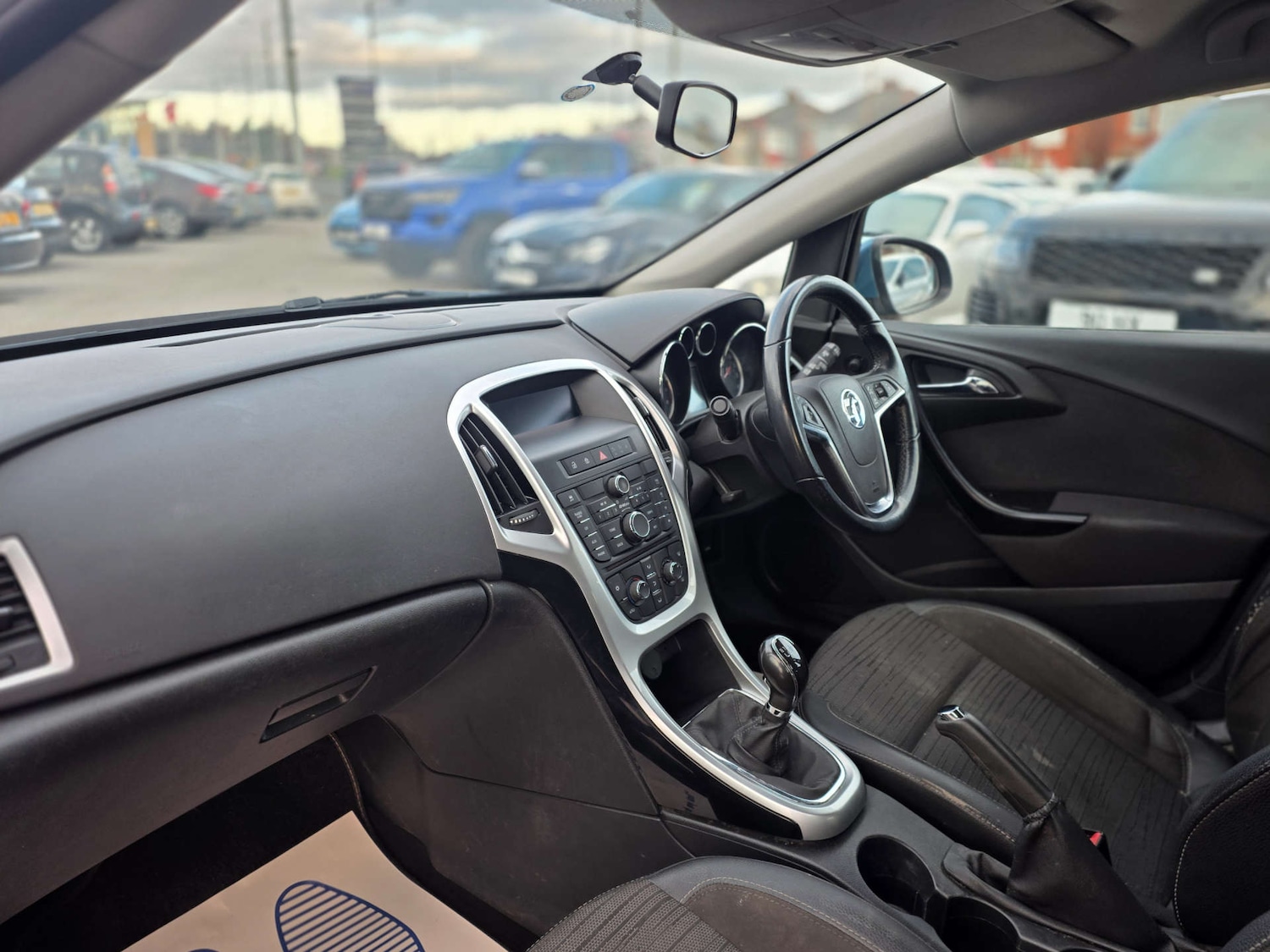 Used Vauxhall Astra 2015 for sale - 77187755: Photo 24