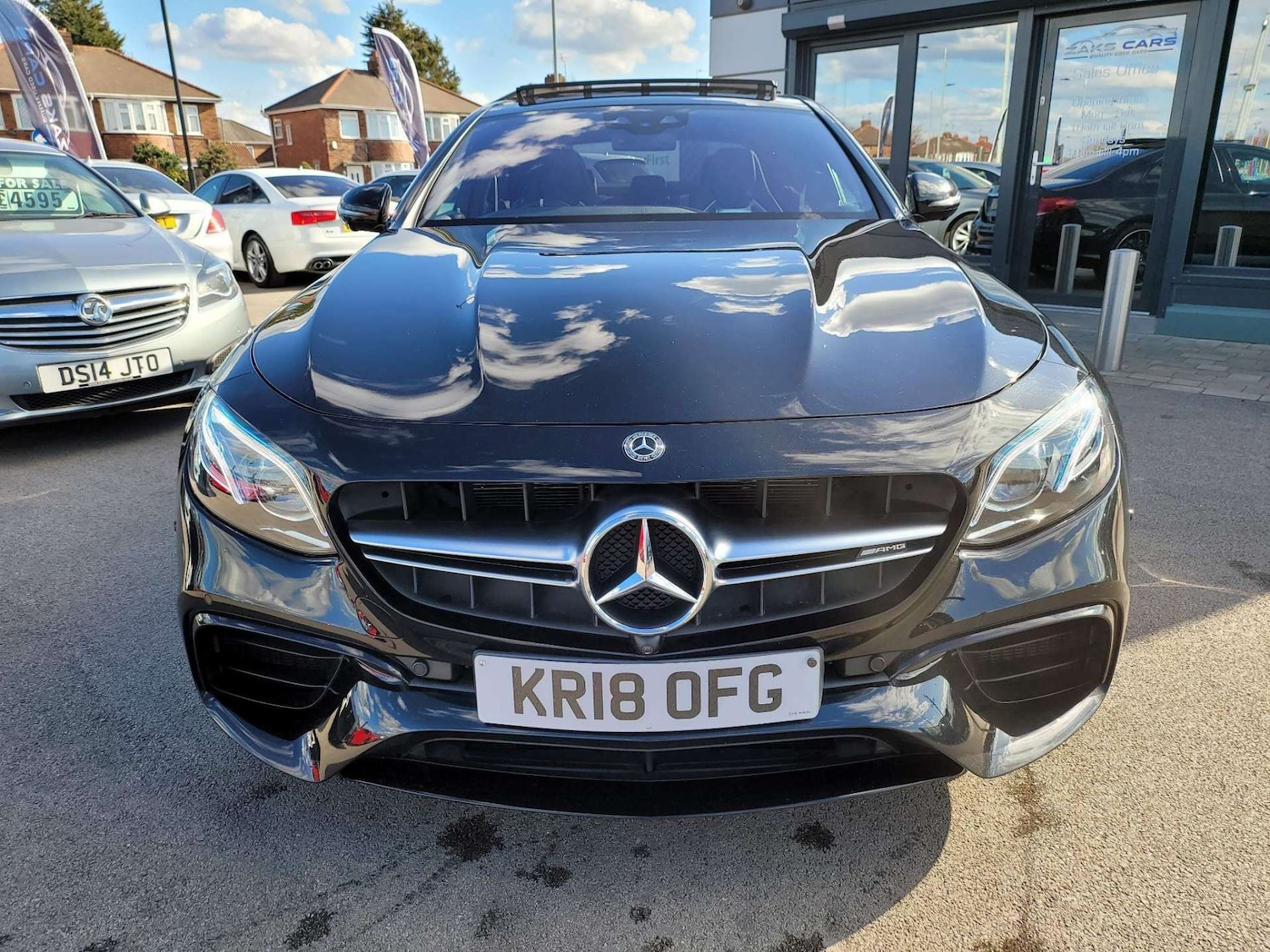 Used Mercedes-Benz E Class 2018 for sale - 76690621: Photo 12