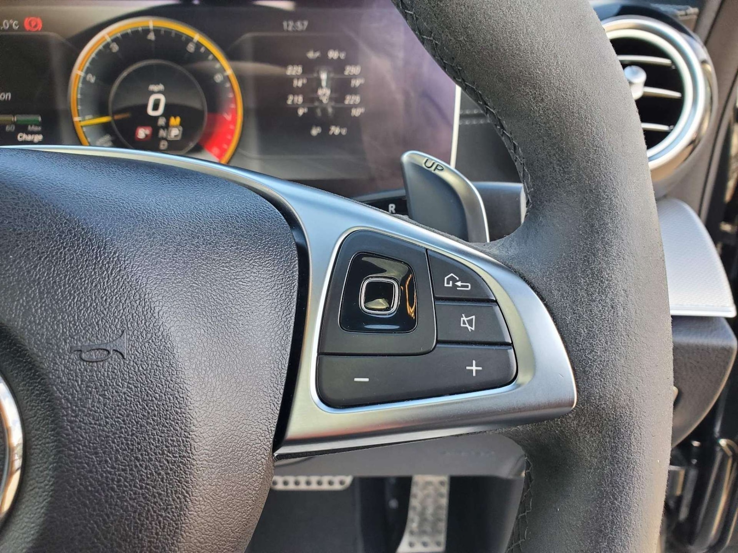 Used Mercedes-Benz E Class 2018 for sale - 76690621: Photo 48